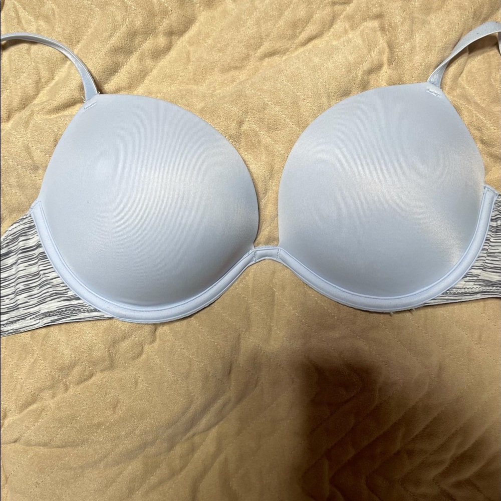 Victoria secret bra 36b